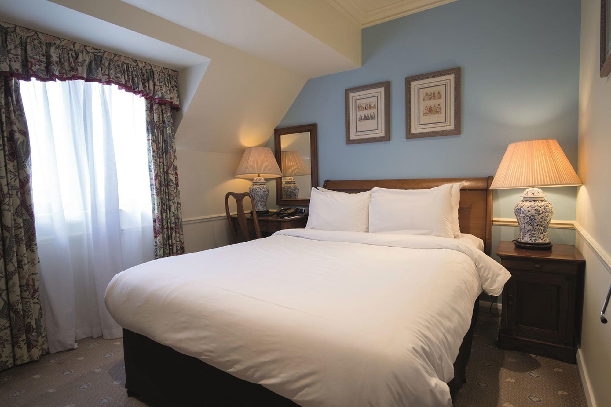 Kettering Park Hotel And Spa Exterior photo